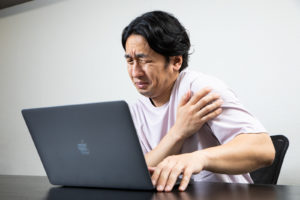 肩こりに効くツボ押しグッズ